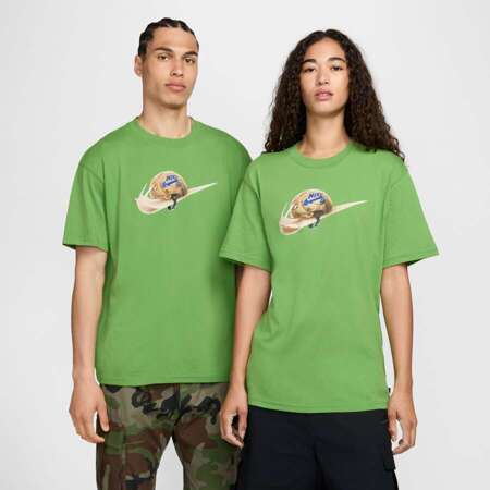 Nike SB Republique Max90 Skate Tee (Chlorophyll)