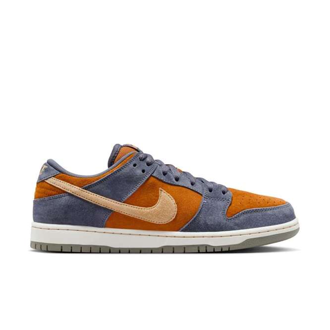 Nike SB Dunk Low Pro (Light Carbon / Sesame / Monarch / Summit White)