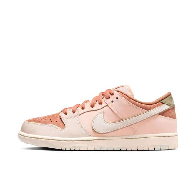 Nike SB Dunk Low Pro Premium (Amber Brown / Guava Ice / Crimson Tint / Hemp)