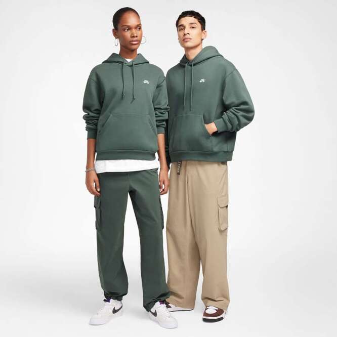 Nike SB Essential Skate Logo Hoodie (Vintage Green / White)