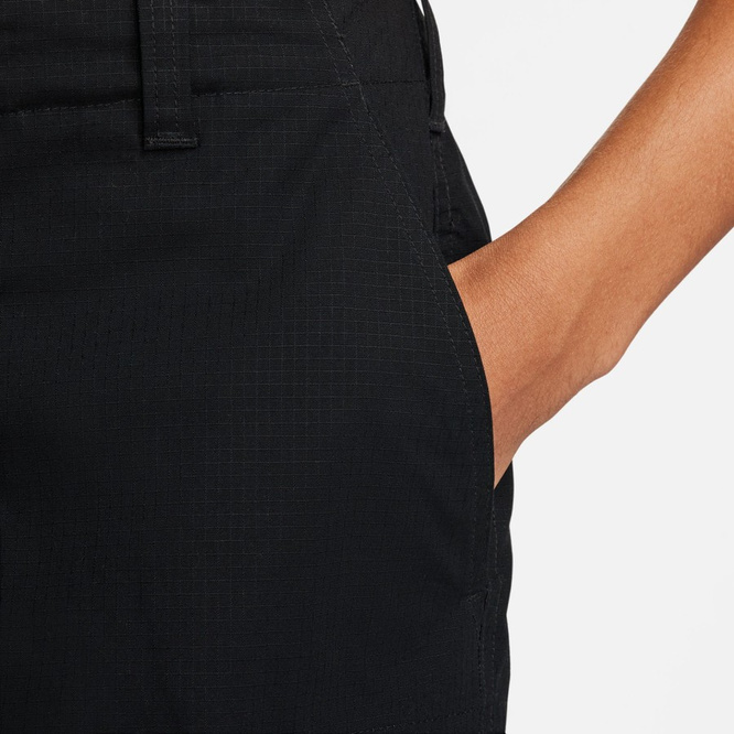 Nike SB Kearny Cargo Skate Shorts (Black)