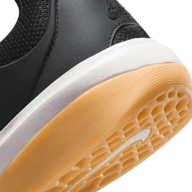 Nike SB Nyjah 3 (Black/White/Black/White)
