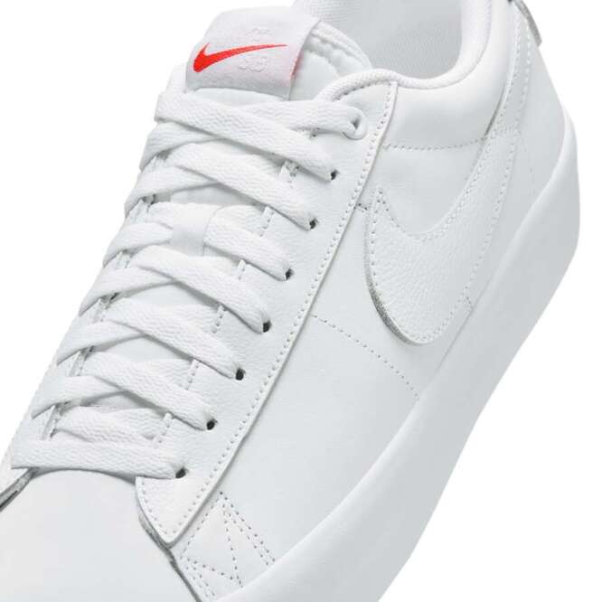 Nike SB Zoom Blazer Low Pro GT (White / White / White)