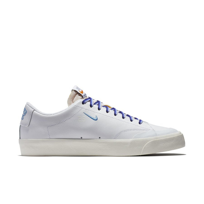 Nike SB Zoom Blazer Low XT x Quartersnacks Shoes (White / University Blue)