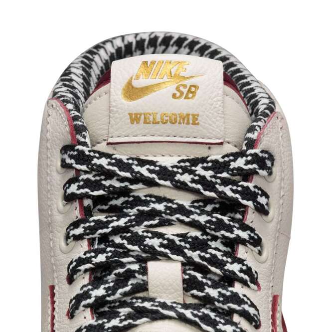Nike SB x Welcome Zoom Blazer Mid "Casa Welcome" (Sail / Dark Beetroot / White)