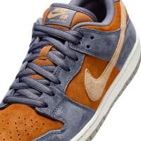 Nike SB Dunk Low Pro (Light Carbon / Sesame / Monarch / Summit White)