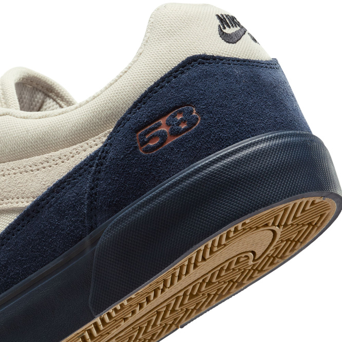 Nike SB Malor TE (Light Khaki / Black / Light Orewood Brown)
