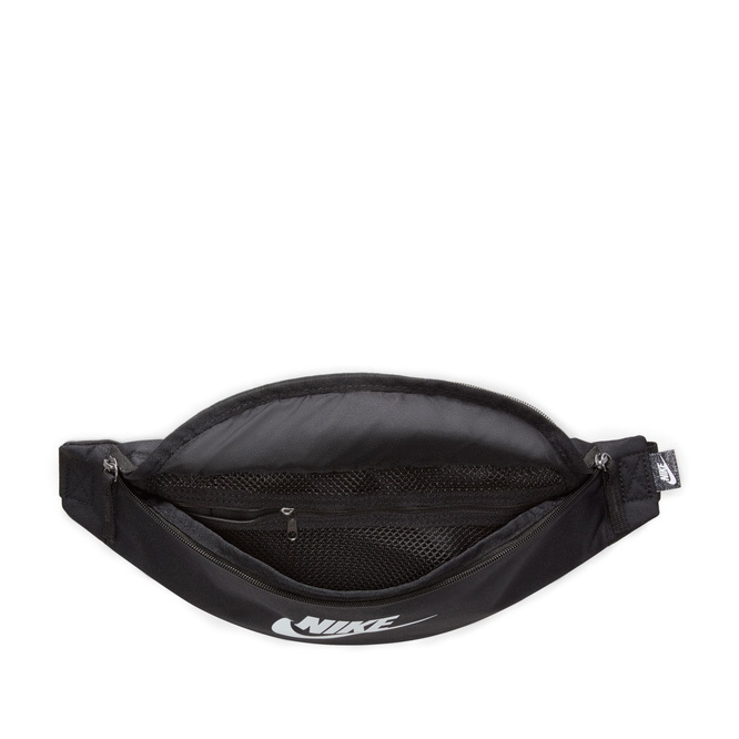 Nike Heritage Waistpack (3 l.) (Black / Black / White)
