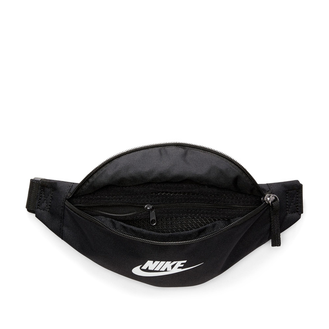 Nike Heritage Waistpack (1 l.) (Black / Black / White)