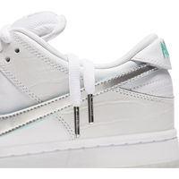 BUTY NIKE SB X DIAMOND ZOOM DUNK LOW PRO OG QS (White / Chrome / Tropical)