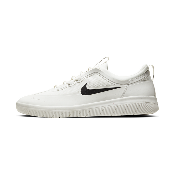 Nike SB Nyjah Free 2.0 (Summit White / Black)