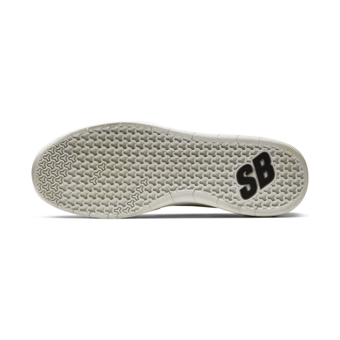 Nike SB Nyjah Free 2.0 (Summit White / Black)
