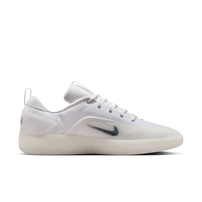 Nike SB Zoom Nyjah 4 (White / Black / White / Black)
