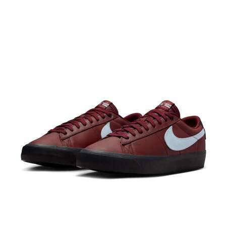 Nike SB Blazer Low Pro GT (Dark Team Red / Light Armory Blue)