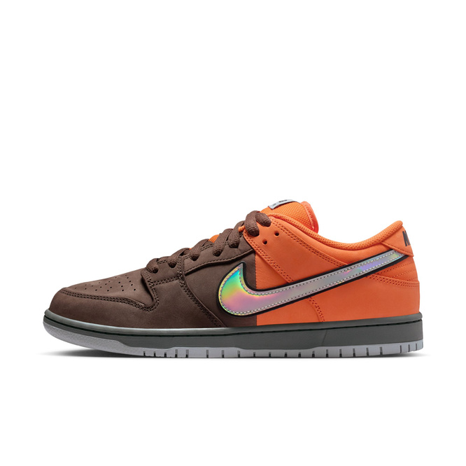 Nike SB Dunk Low Pro (Safety Orange / Wolf Grey / Baroque Brown)