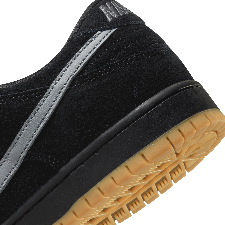 Nike SB Dunk Low Pro (Black / Cool Grey / Black)