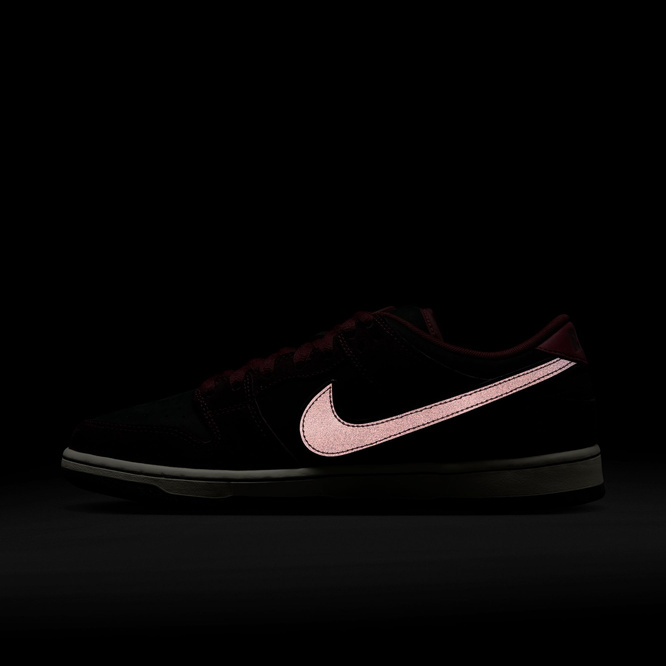 Nike SB x Riot Dunk Low Pro (Mahogany / Dark Beetroot / Team Red / Sail)