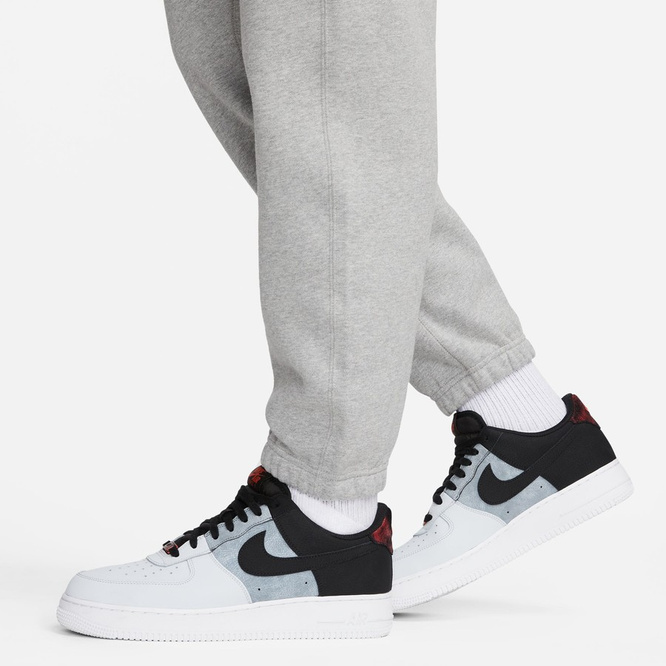 Nike Solo Swoosh Fleece Pants (Dark Grey Heather / White)