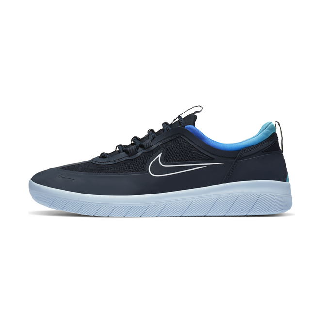 Nike SB Nyjah Free 2 T (Dark Obsidian / White / Hyper Jade)