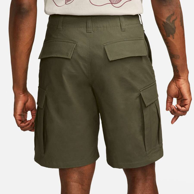 Nike SB Kearny Cargo Skate Shorts (Medium Olive)