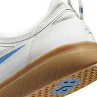 Nike SB Nyjah Free 2.0 (Summit White / Light Photo Blue)