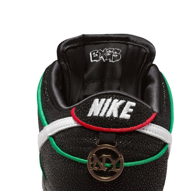 Nike SB x Bronx Girls Skate Dunk Low Pro (Black / White / Challenge Red / Total Orange)