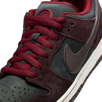 Nike SB x Riot Dunk Low Pro (Mahogany / Dark Beetroot / Team Red / Sail)