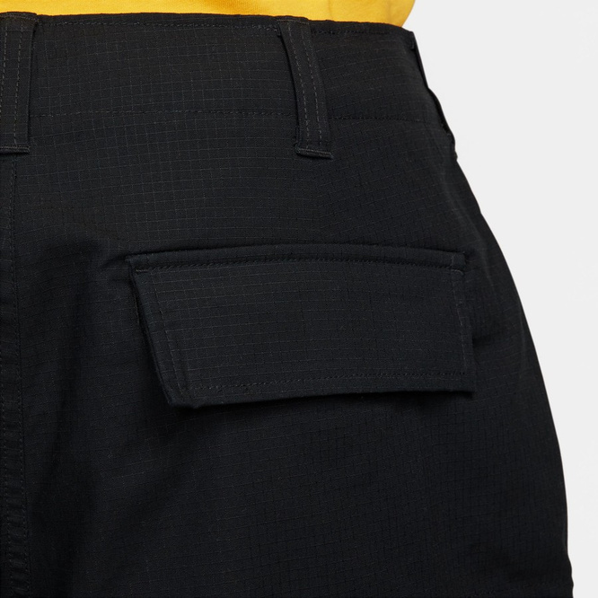 Nike SB Kearny Cargo Skate Shorts (Black)