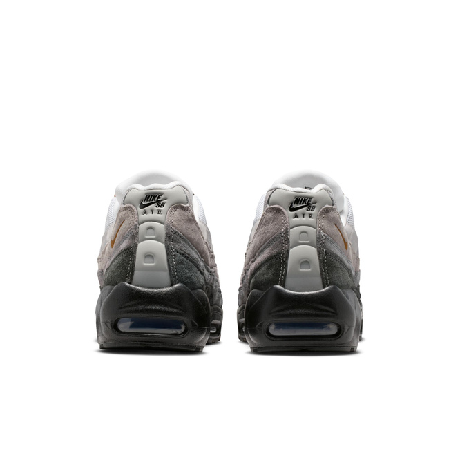 Nike SB Air Max 95 (Black / Cacao Wow / Anthracite / Light Graphite)