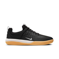 Nike SB Nyjah 3 (Black / White / Black / White)