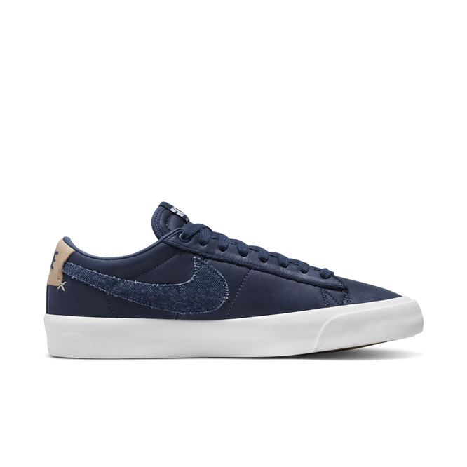 Nike SB Zoom Blazer Low Pro GT Premium (Midnight Navy / White)