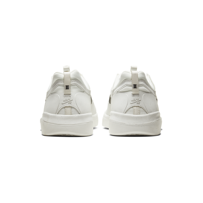 Nike SB Nyjah Free 2.0 (Summit White / Black)