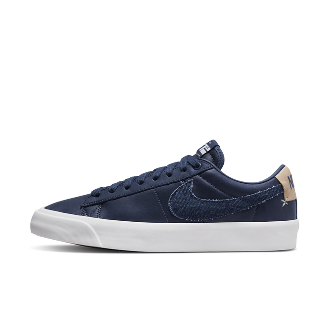 Nike SB Zoom Blazer Low Pro GT Premium (Midnight Navy / White)