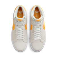 Nike SB Zoom Blazer Mid (Summit White / Laser Orange)