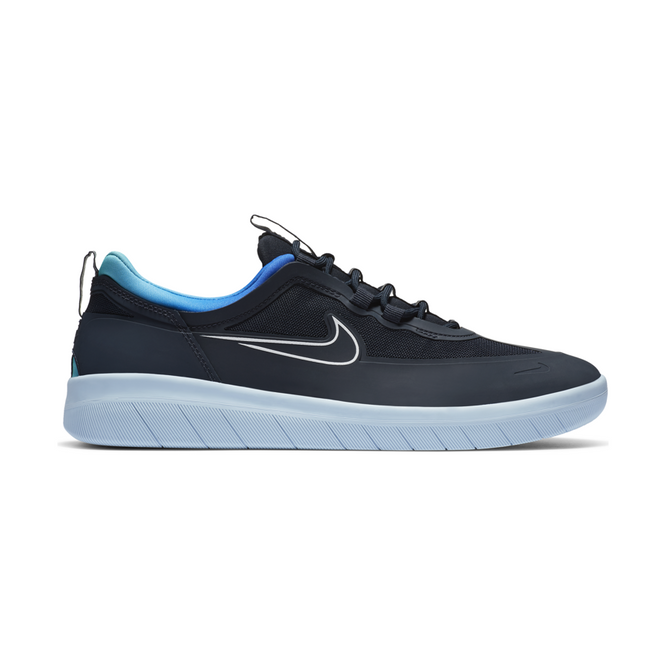 Nike SB Nyjah Free 2 T (Dark Obsidian / White / Hyper Jade)