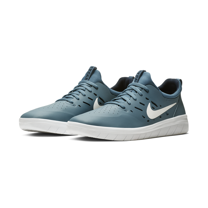 Buty Nike SB Nyjah Free (Thunderstorm / White)
