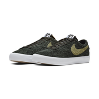 Nike SB X Stussy Blazer Lw QS shoes (Black / Palm Green)