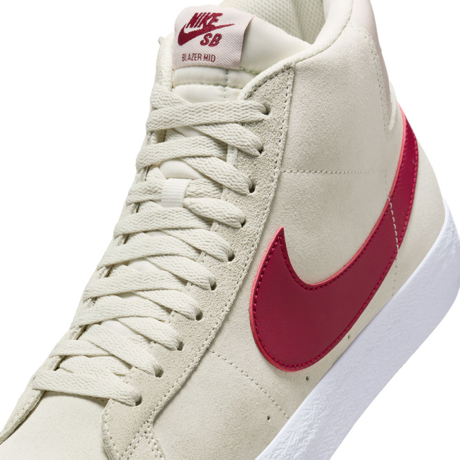 Nike SB Zoom Blazer Mid (Pale Ivory / Noble Red / Silt Red / White)