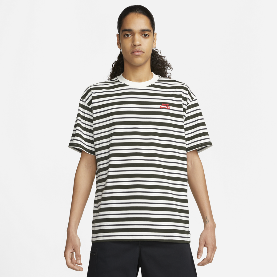 Nike sb stripe outlet tee