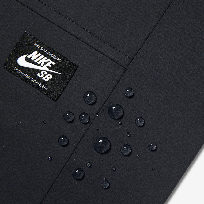 Kurtka NIKE SB Shield Coaches Jacket Black / Cool Grey