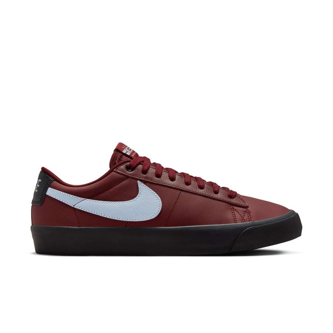 Nike SB Blazer Low Pro GT (Dark Team Red / Light Armory Blue)