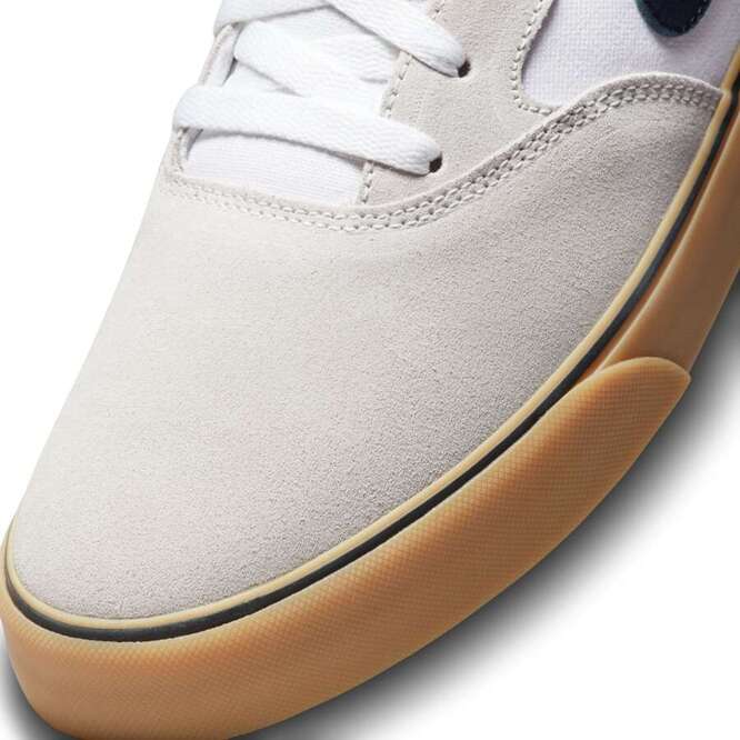 Nike SB Chron 2 (White / Obsidian / White / Gum Light Brown)