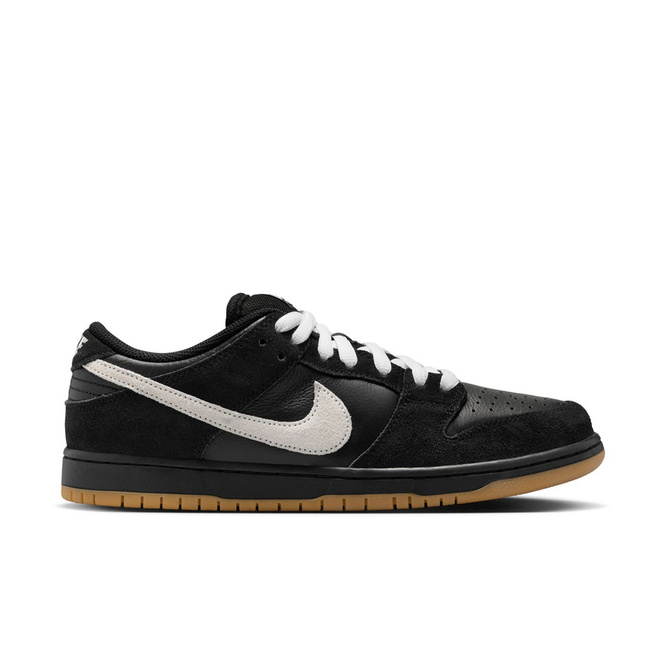 Nike SB Dunk Low Pro (Black / White / Black / Gum Light Brown)