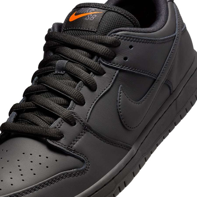 Nike SB Dunk Low Pro ISO (Black / Black / Black)