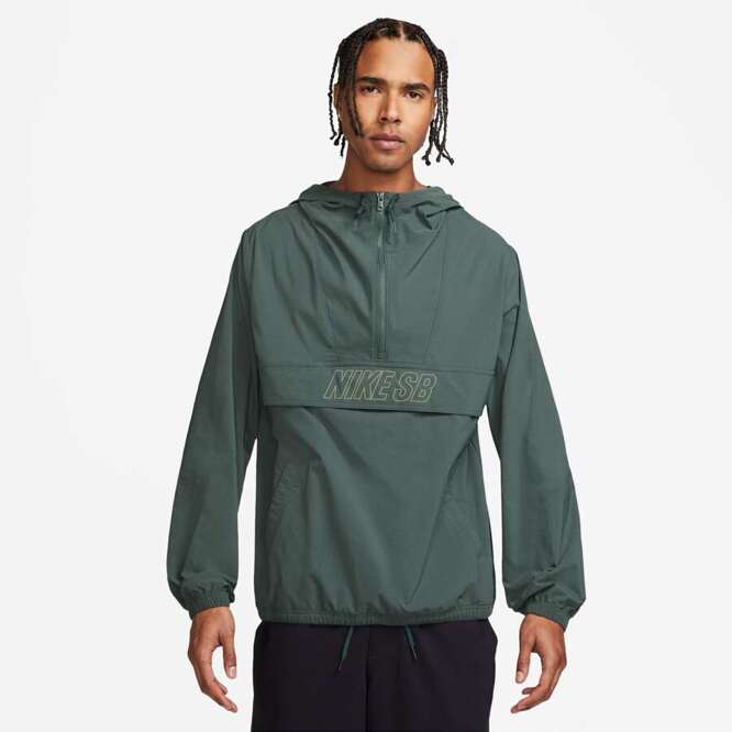 Nike SB Essential Anorak Jacket (Vintage Green / Oil Green)