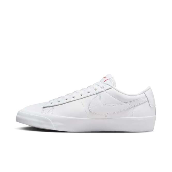 Nike SB Zoom Blazer Low Pro GT ISO (White / White / White)